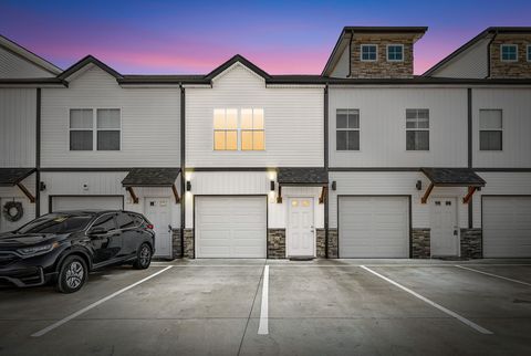 208 Drayton Dr C Clarksville TN 37042