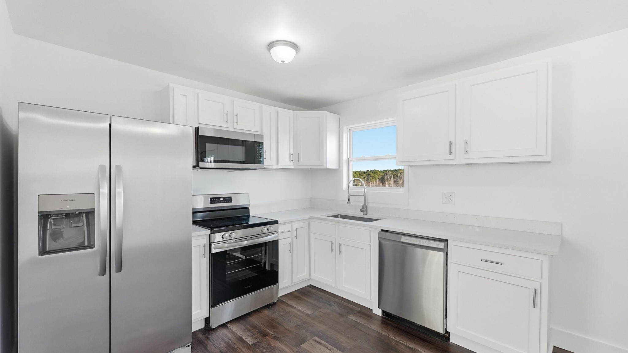 2931 Eastview Terrace SE