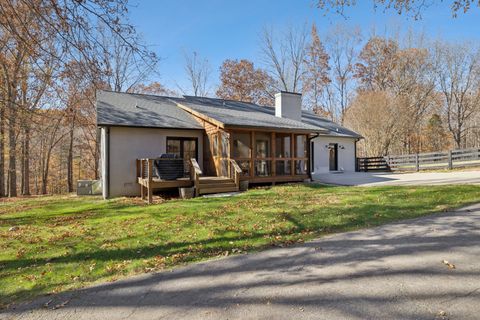 7340 Bradford Rd Primm Springs TN 38476