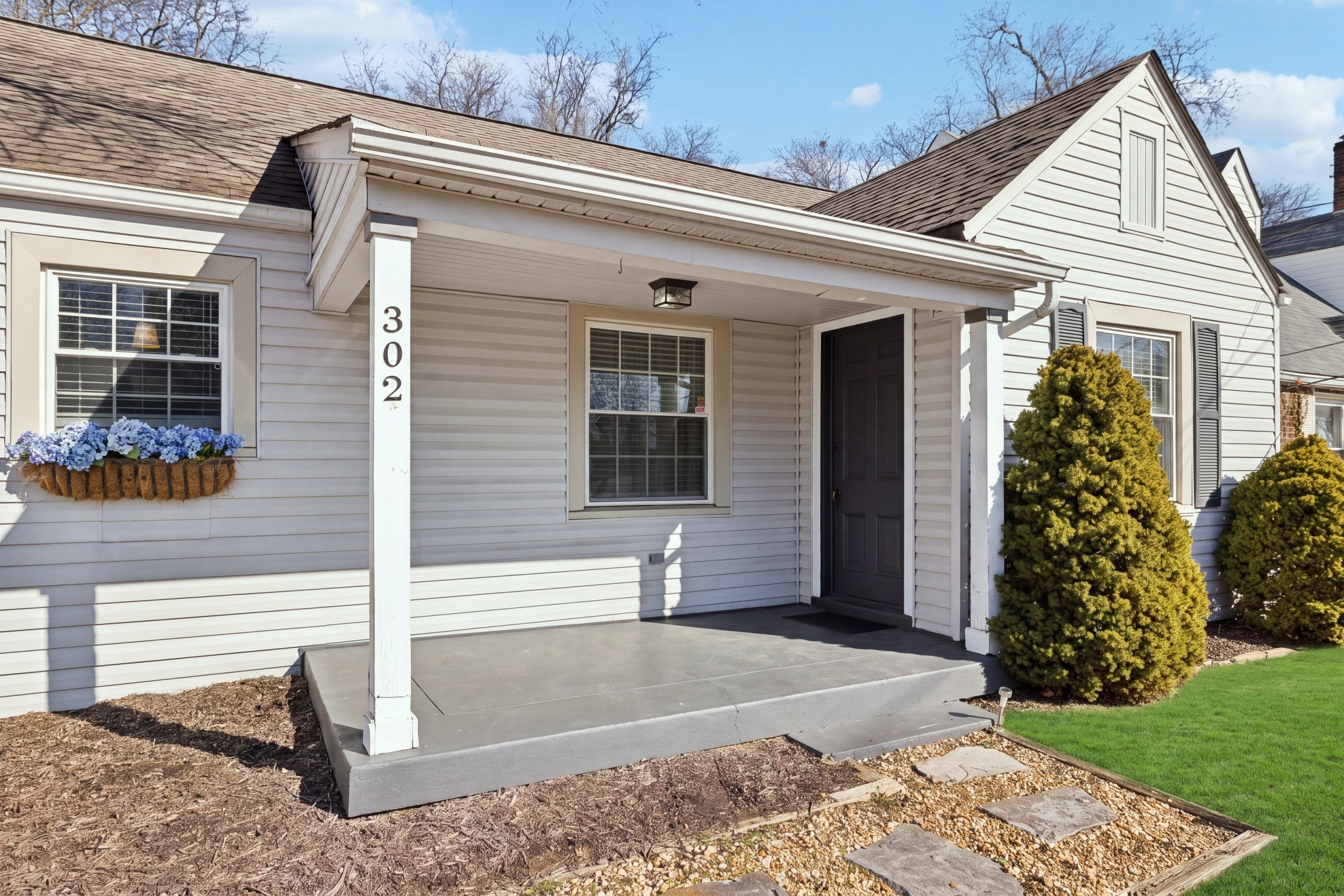 302 Antioch Pike