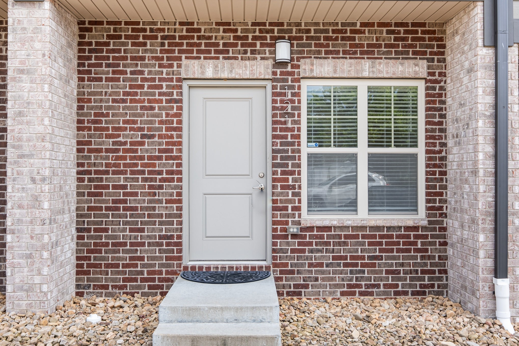 121 Bellvue Dr