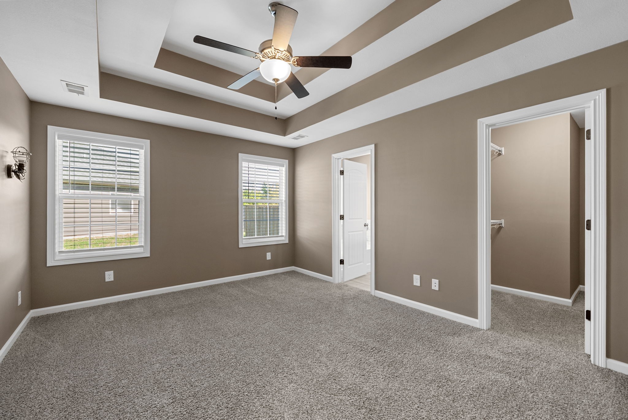 Clarksville, Tennessee 37042, United States, 3 Bedrooms Bedrooms, ,2 BathroomsBathrooms,Residential,Active,219074