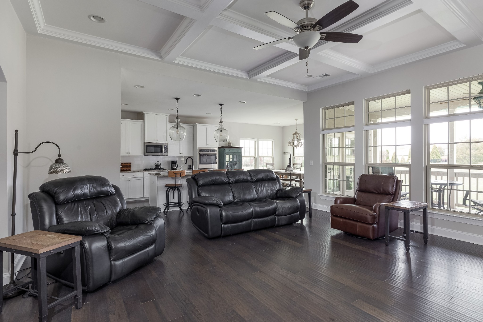 6745 Pleasant Gate Ln