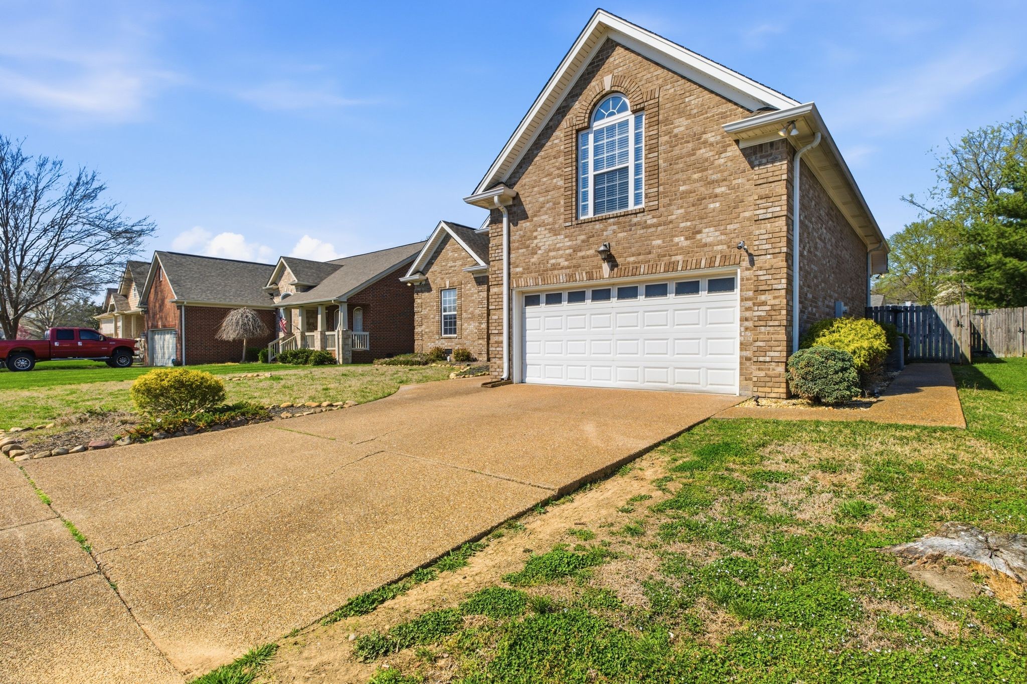 1009 Stonehollow Way