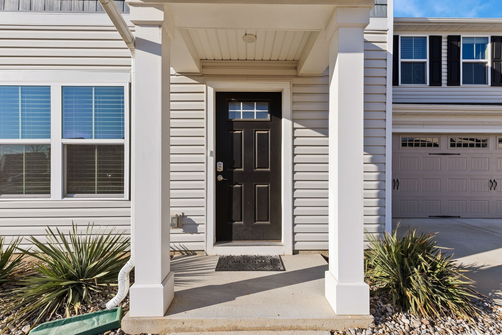 2130 Brokeshire Dr