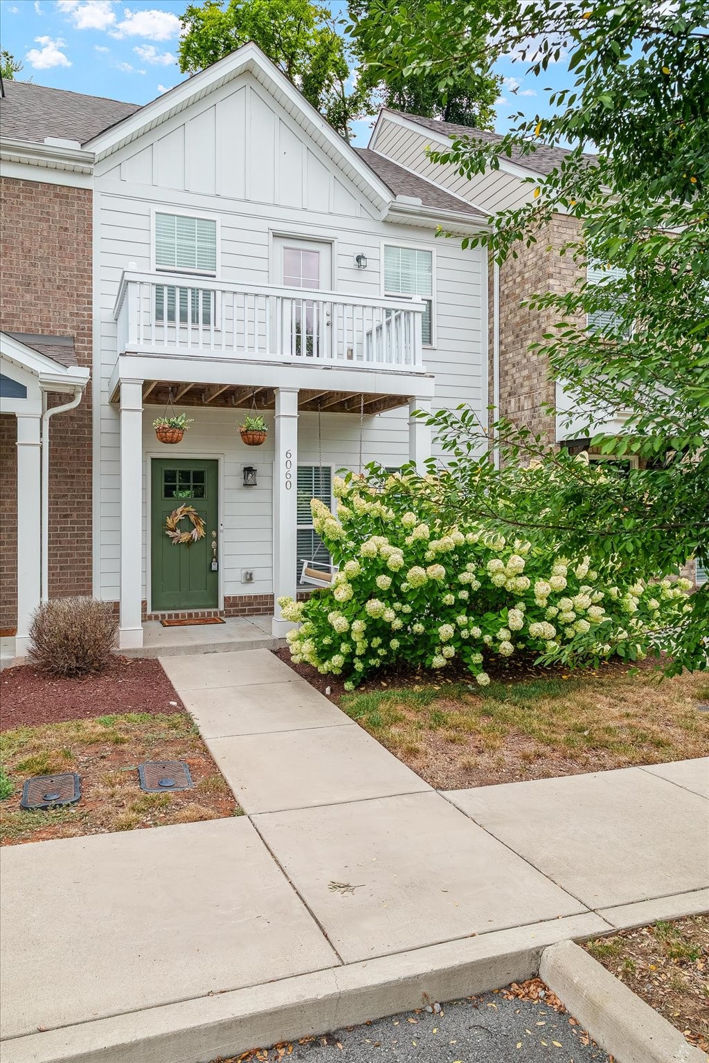 6060 Ivory Ln