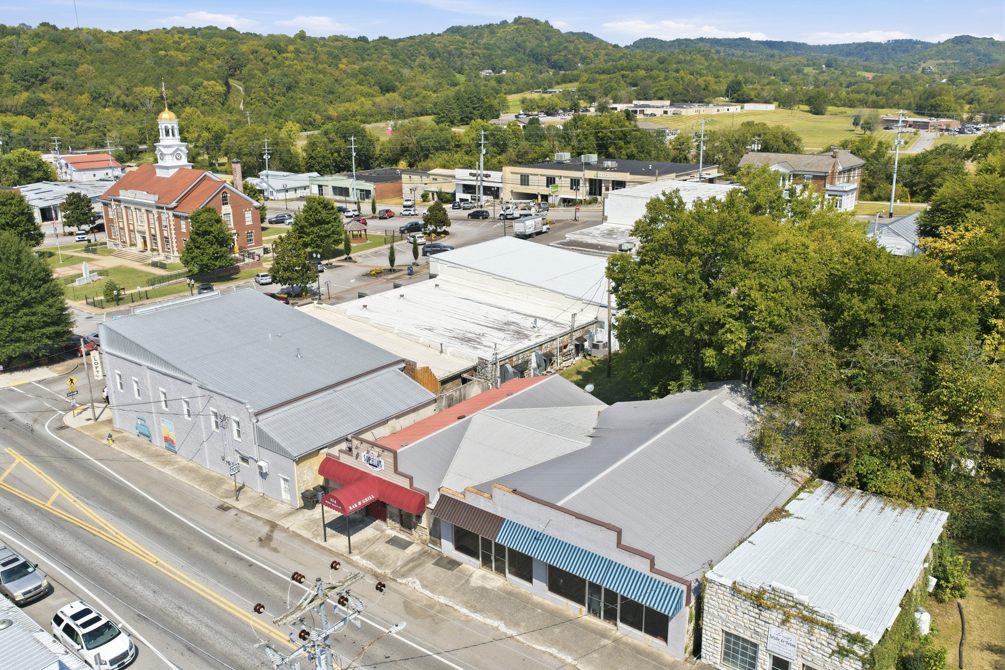 110 W Main St