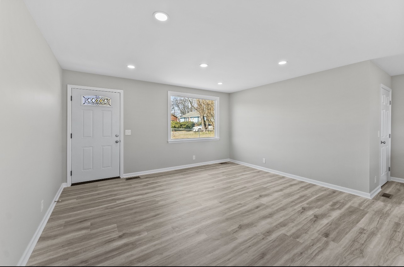 600 Lane Ct