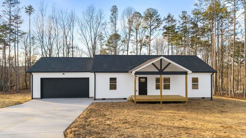 Photo of 3660 Calfee Lane SE, Cleveland, TN 37323 (MLS # 3129593)