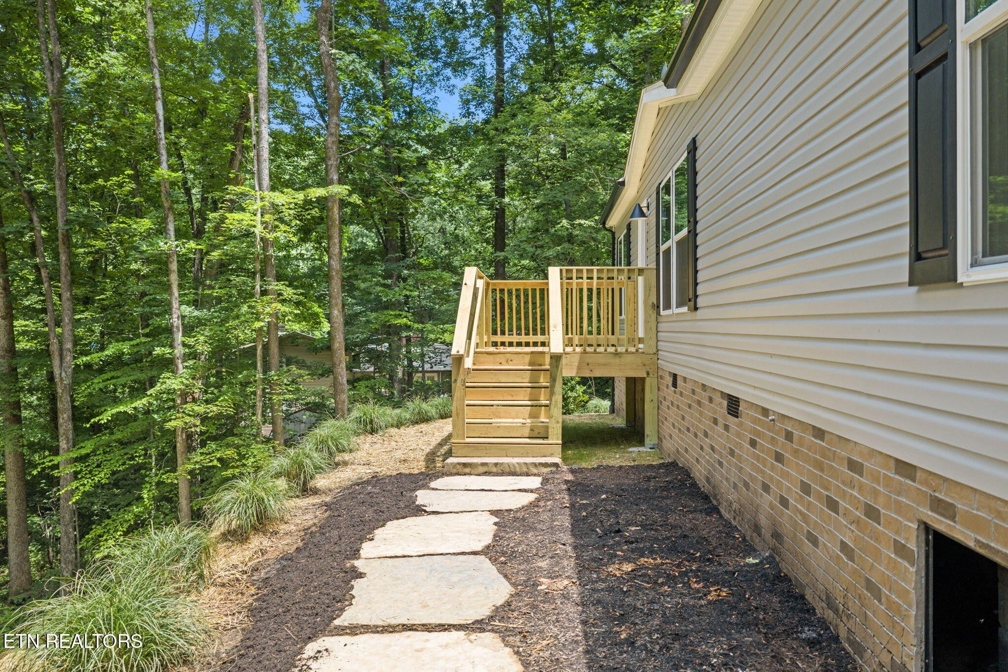 206 Cumberland View Est Rd