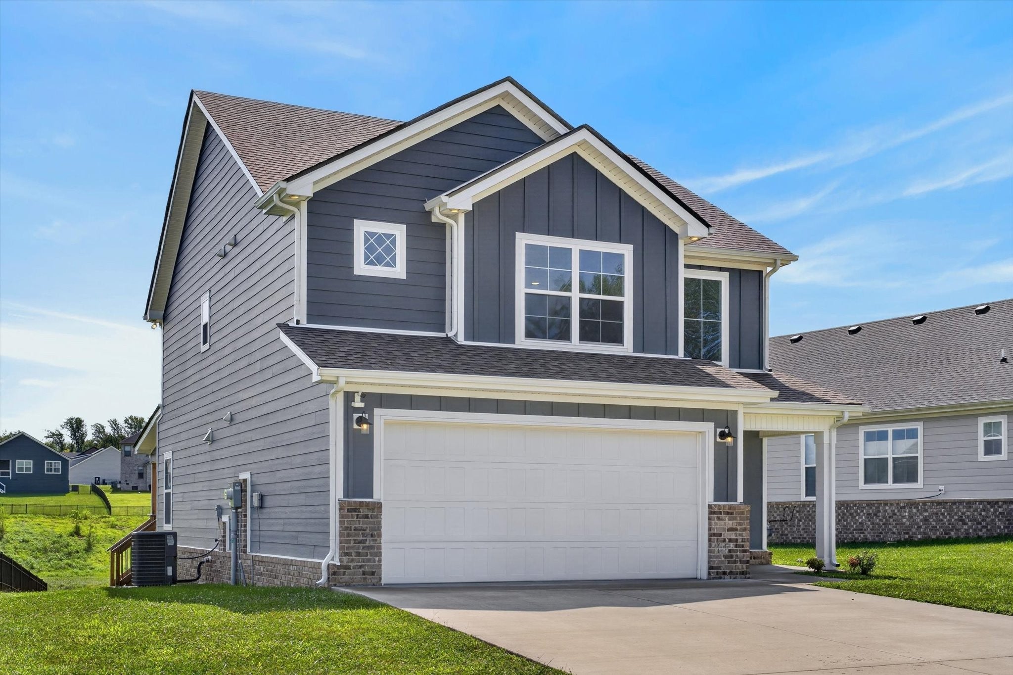 342 Frontier Dr