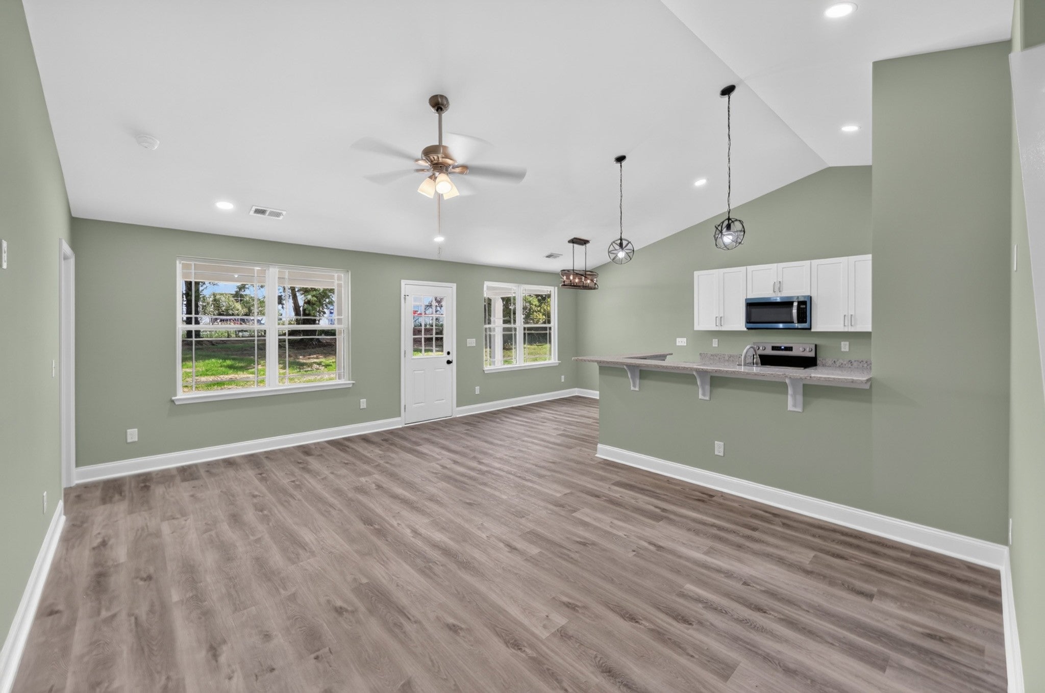 139 Neal Ave