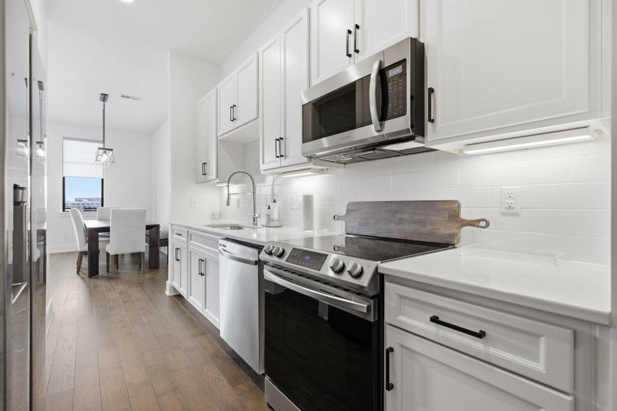 601 Hamilton Ave 202