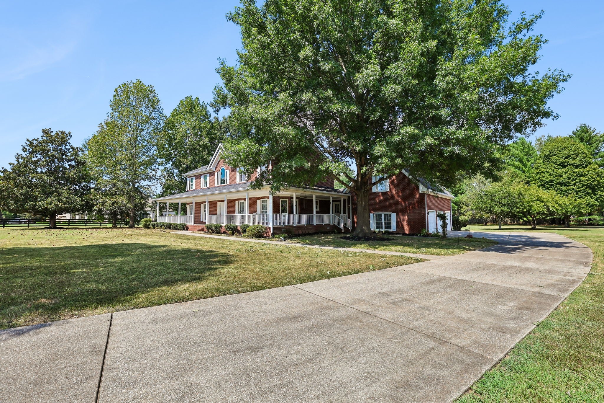 2302 Black Fox Ct