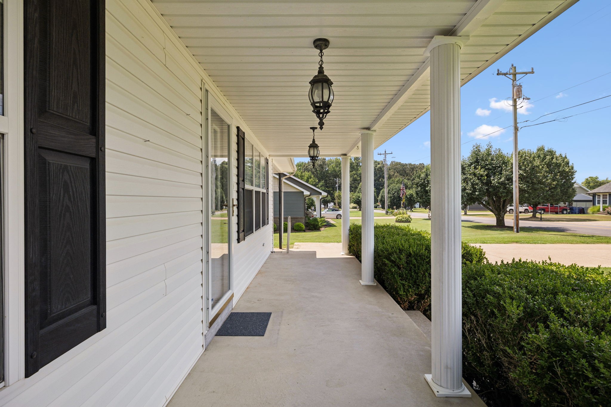 685 Edgefield Dr