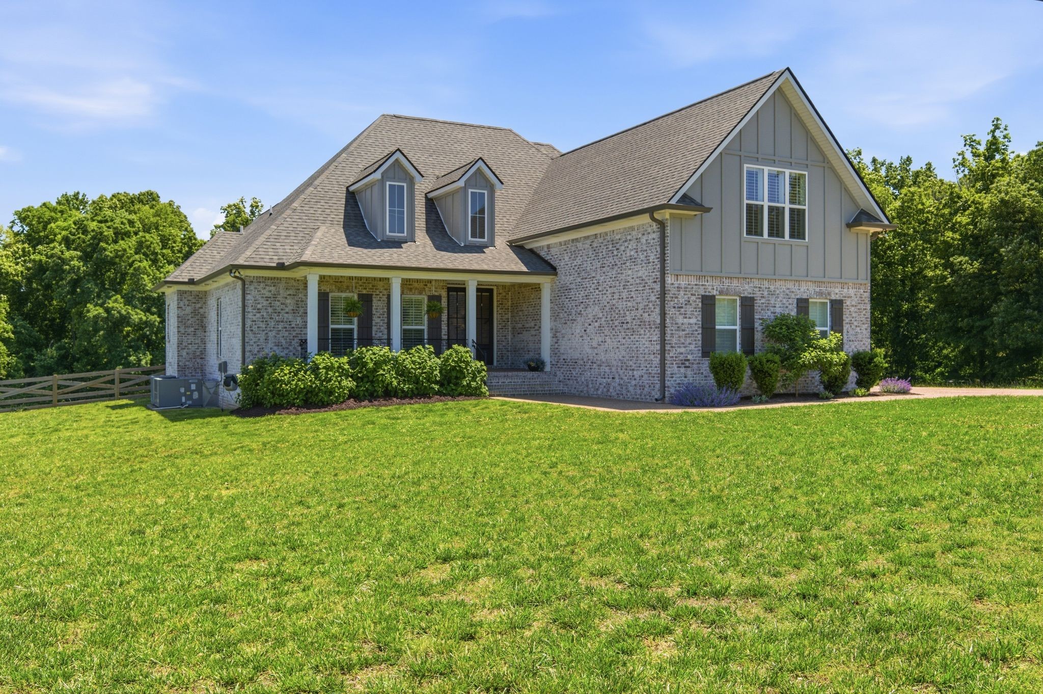 17845 Highway 76 E