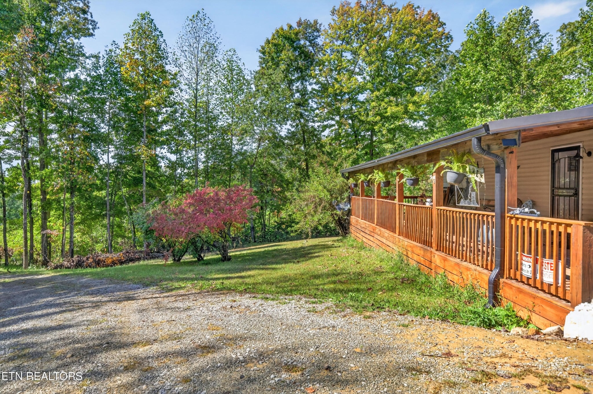 2882 Brewer Rd