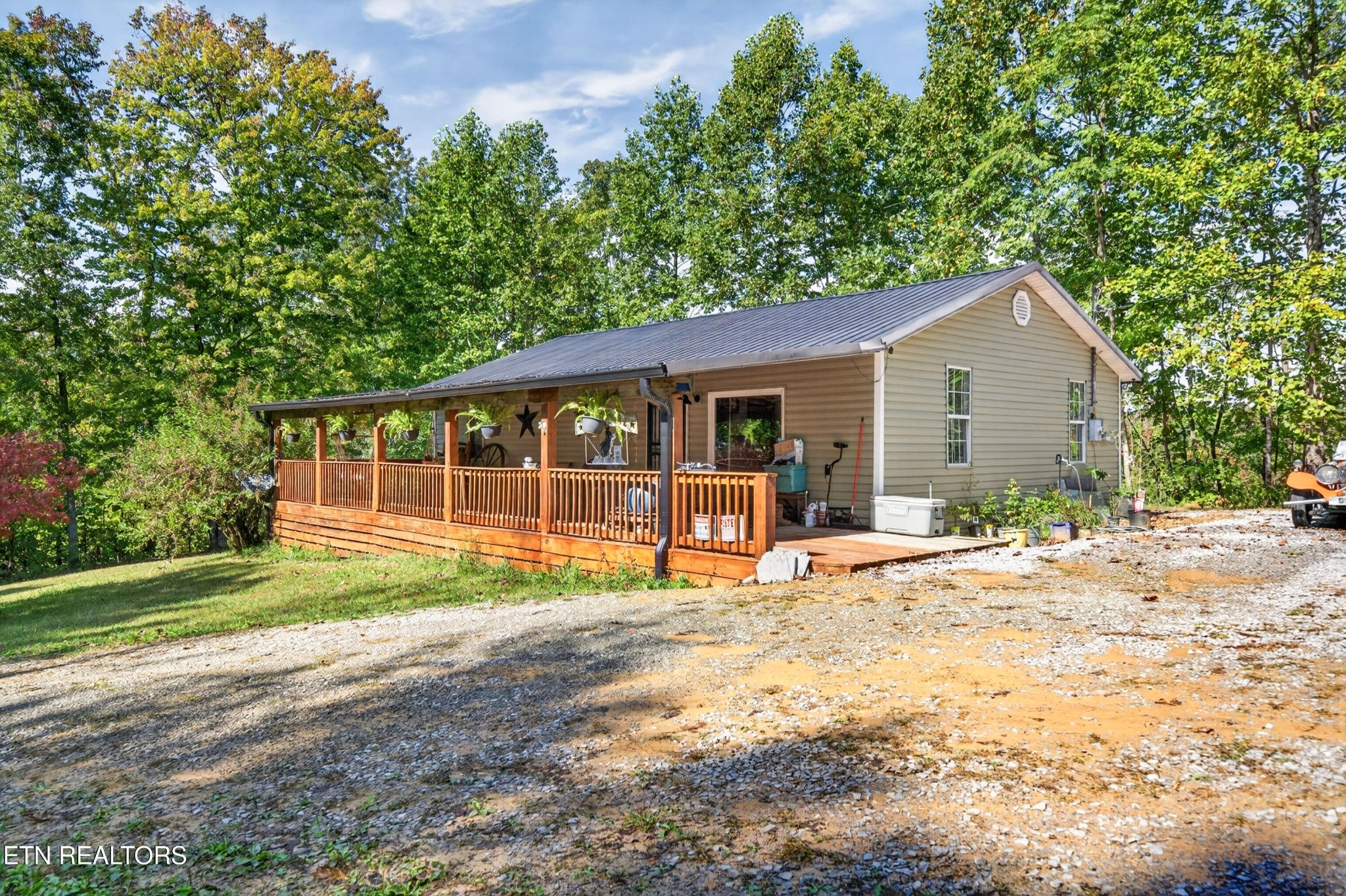 2882 Brewer Rd