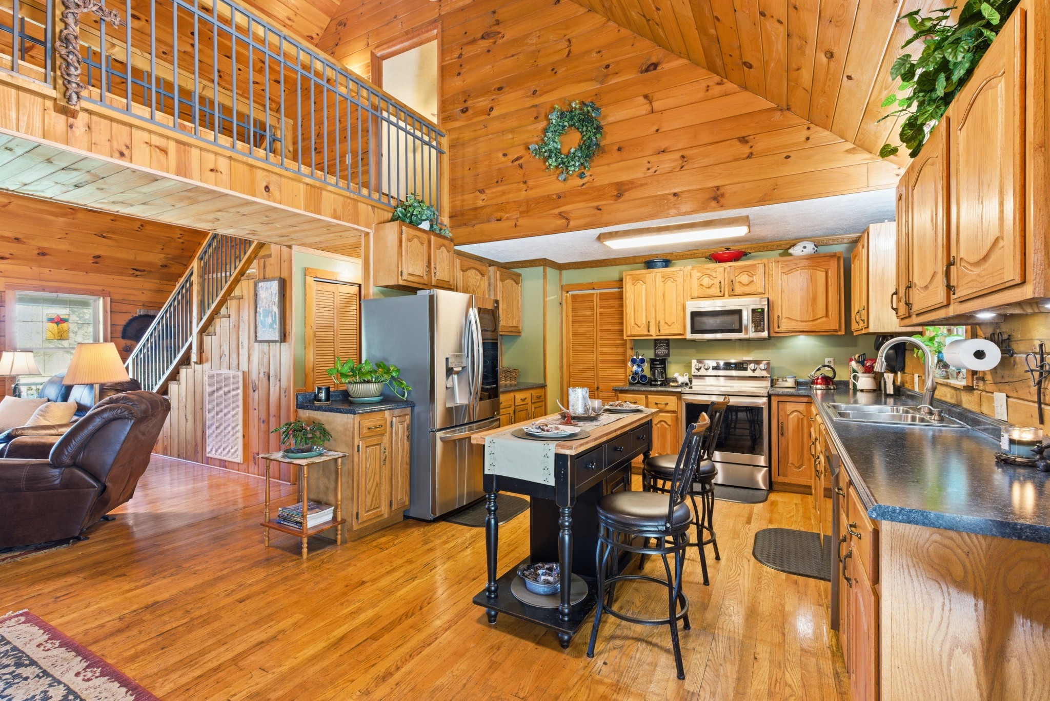 5946 SE Tater Peeler Rd