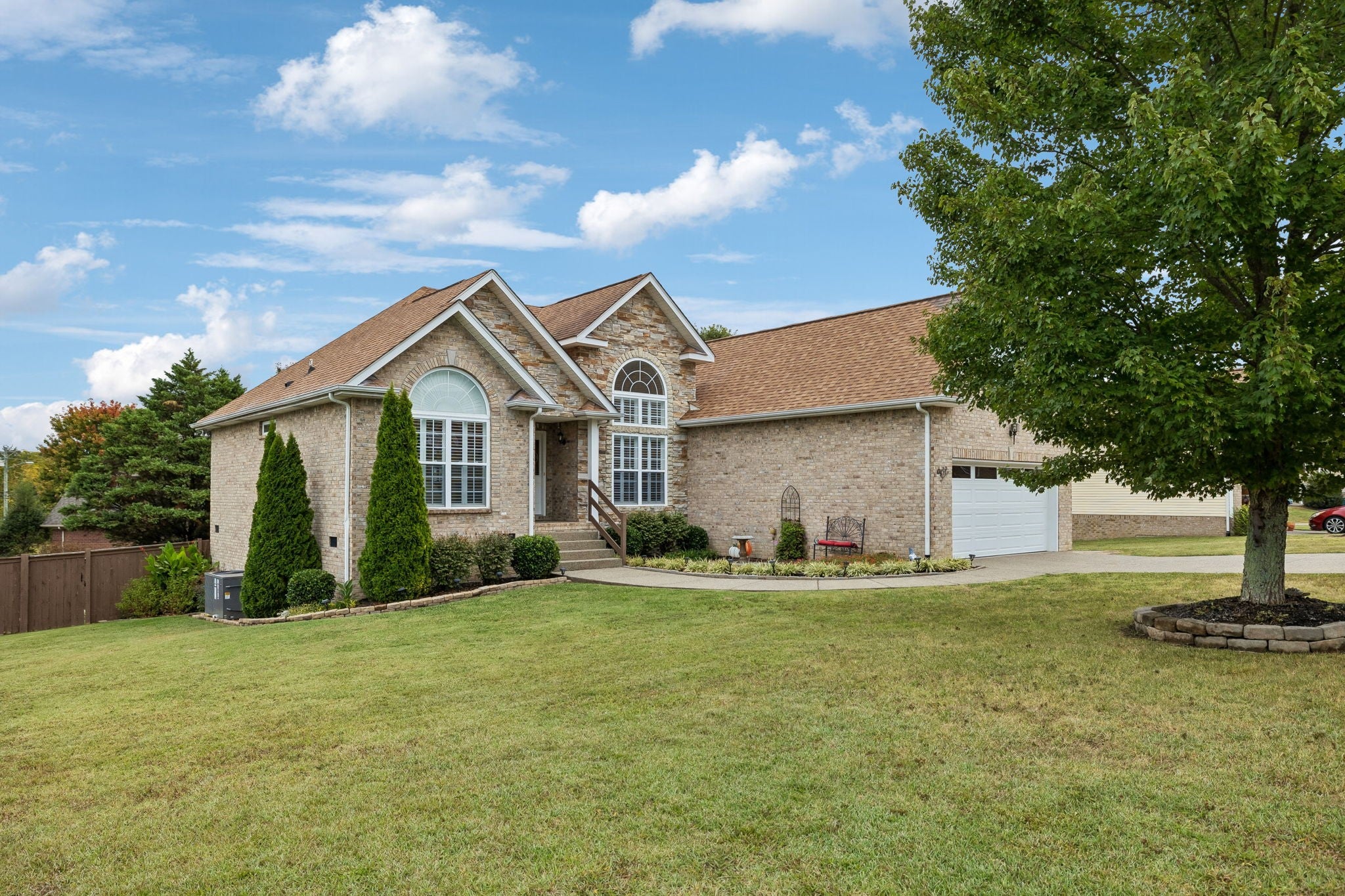 3395 Nina Cir