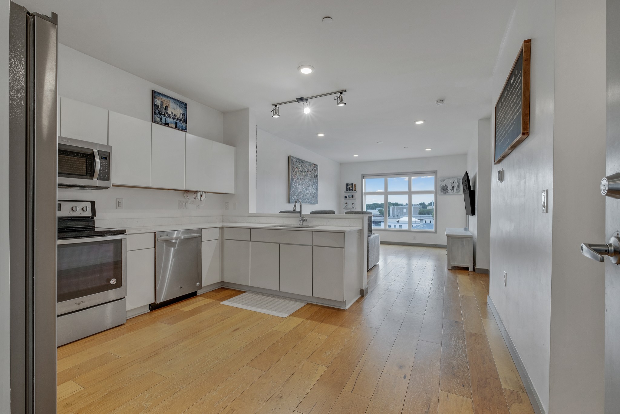 400 Herron Dr 416