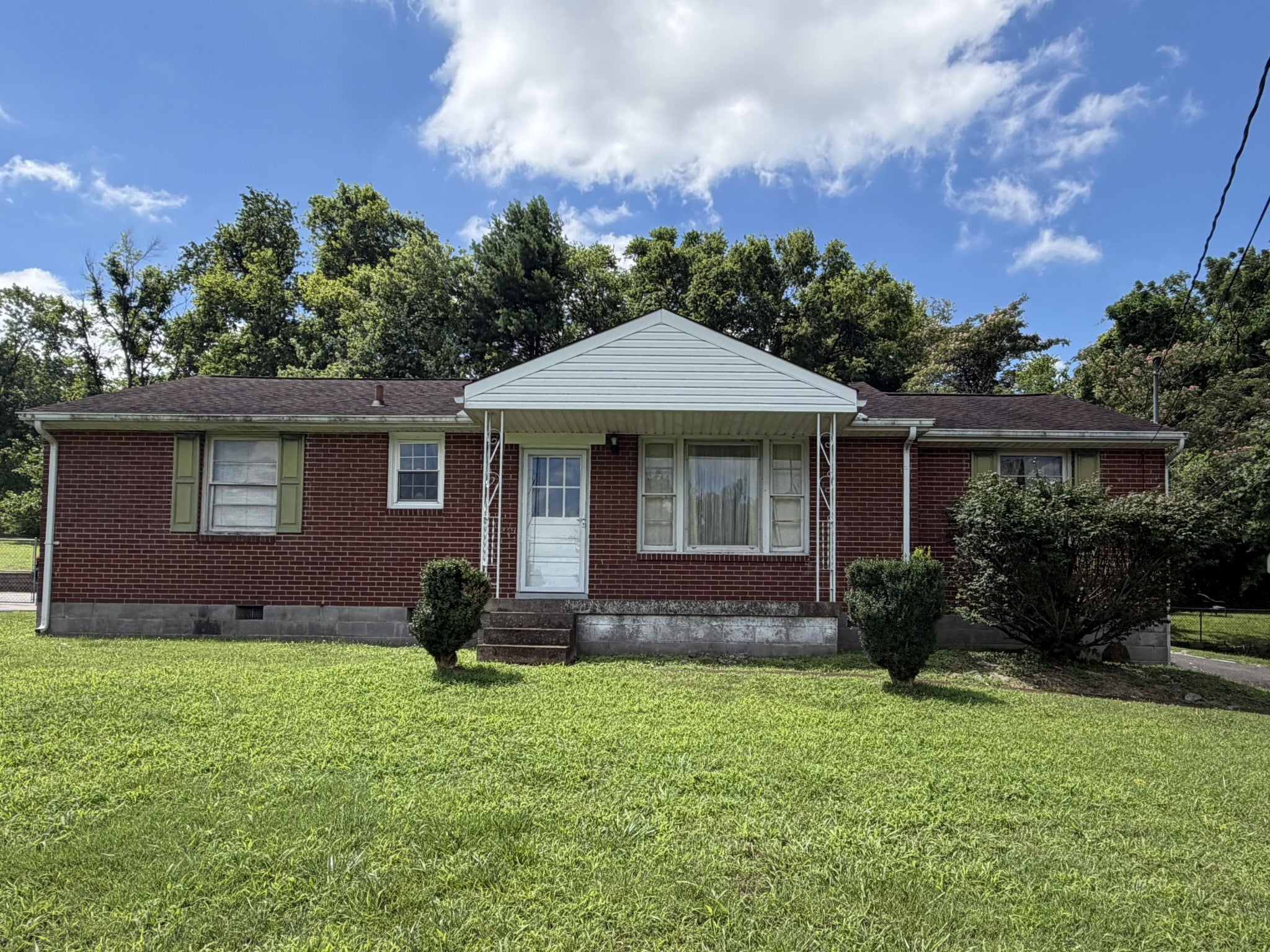 3-bed home at 214 Eldon Ct, Nashville, sold July 17, 2026