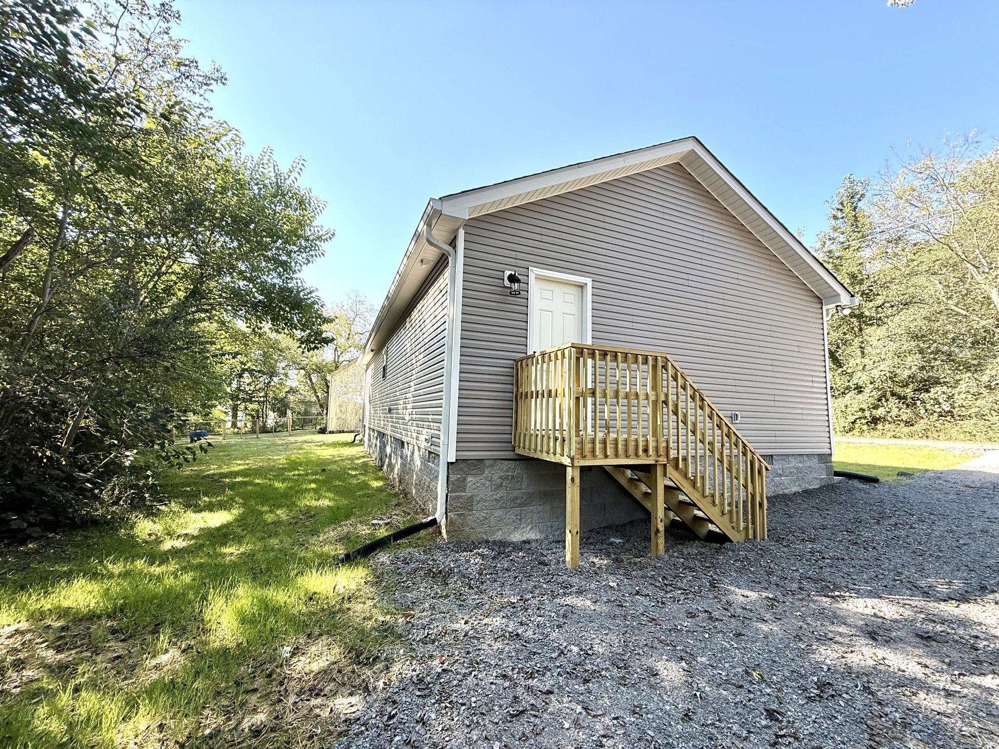 207 Martha St