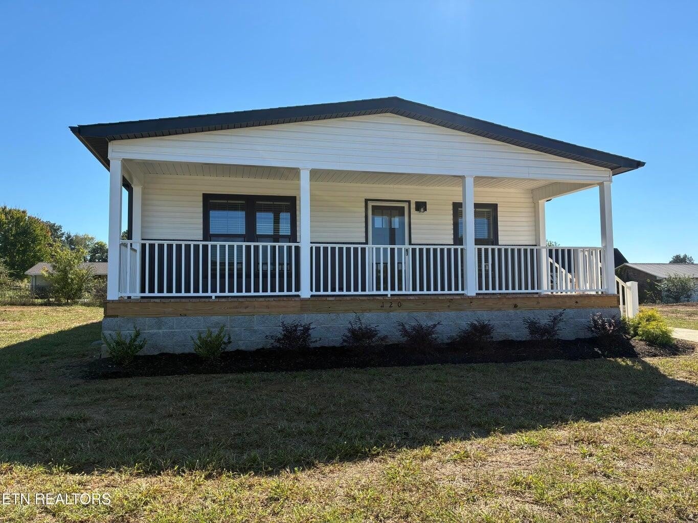 120 Unicoi Gate