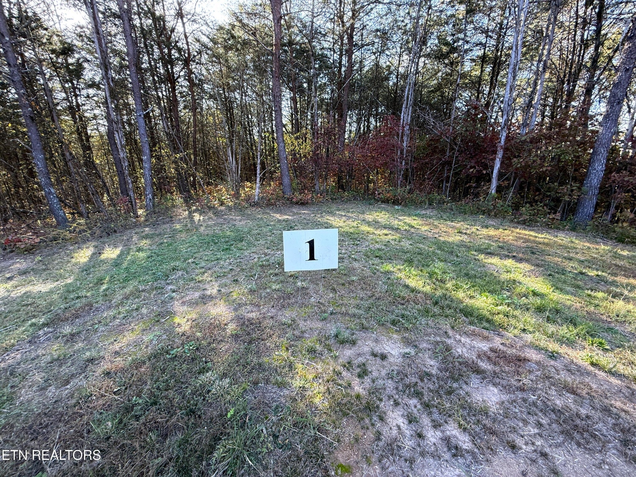 13 Topaz Way