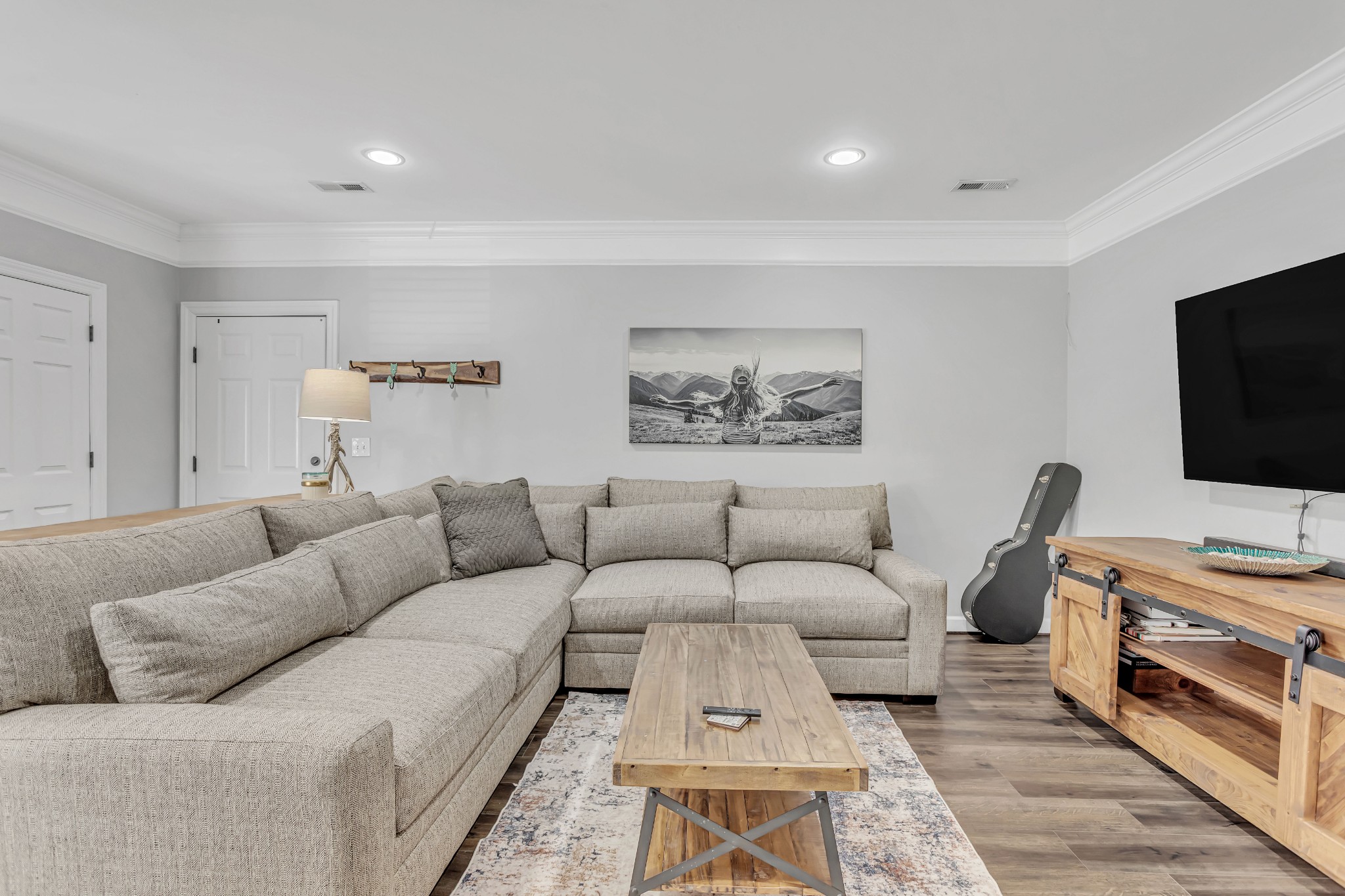 809 Bracken Trl