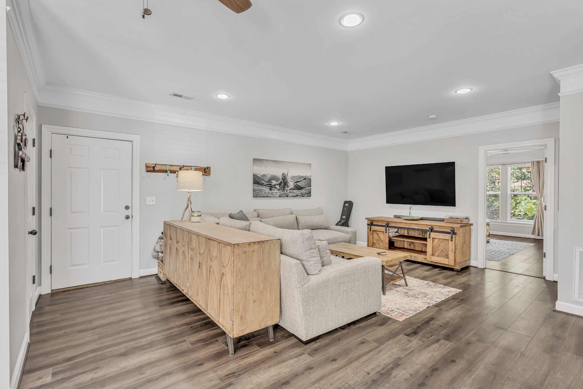 809 Bracken Trl