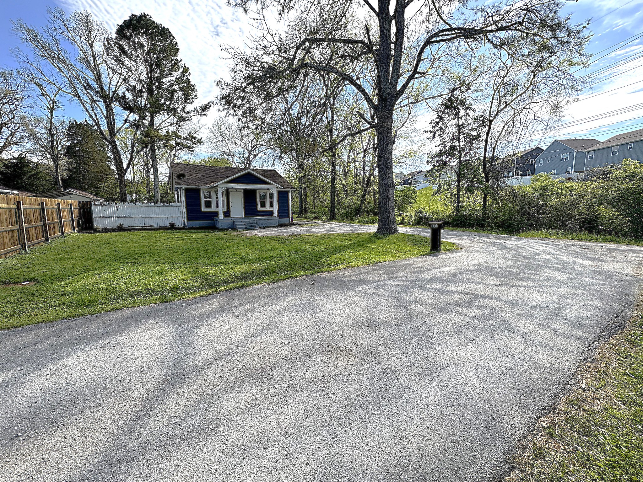 110 Jones Ave