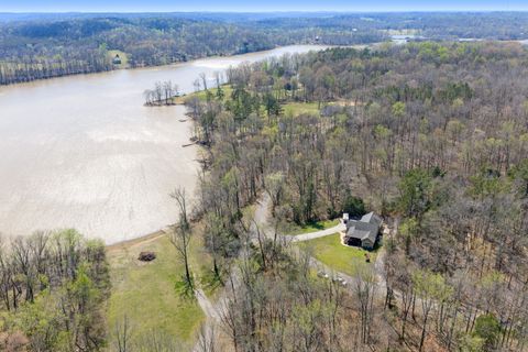 Photo of 280 Iron Horse Trl, Parsons, TN 38363 (MLS # 3168344)
