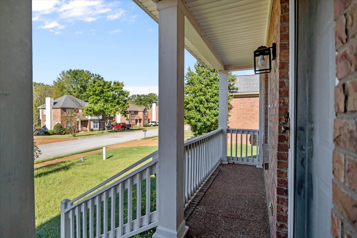 7928 Boone Trce