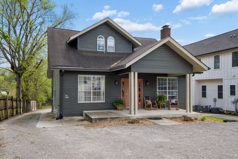 1202 Kirkland Ave Nashville TN 37216