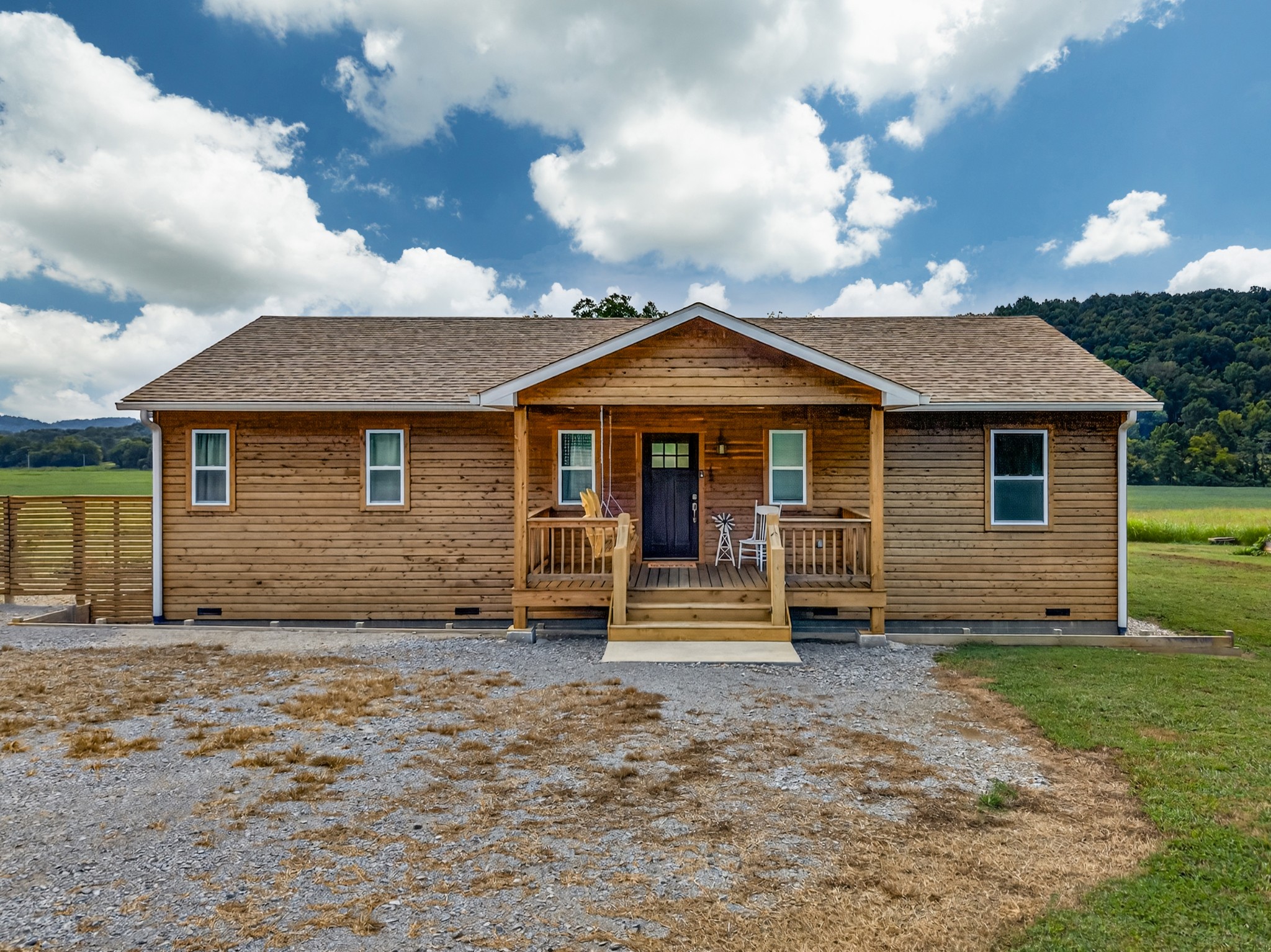1081 Donahue Rd