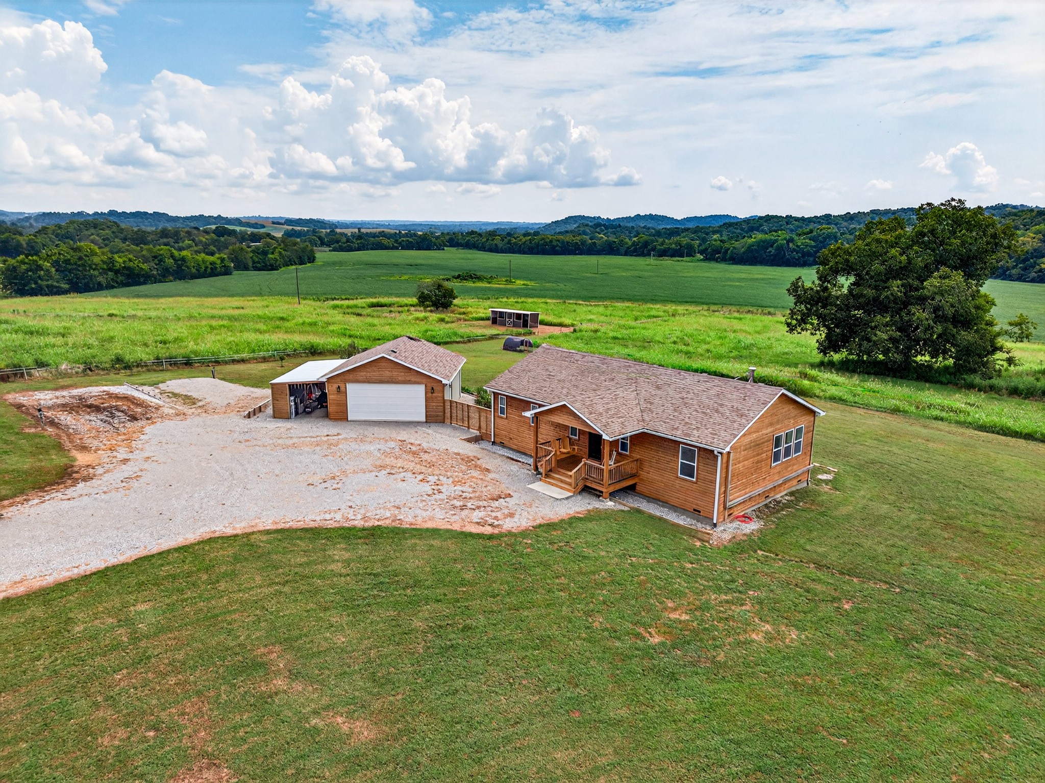 1081 Donahue Rd