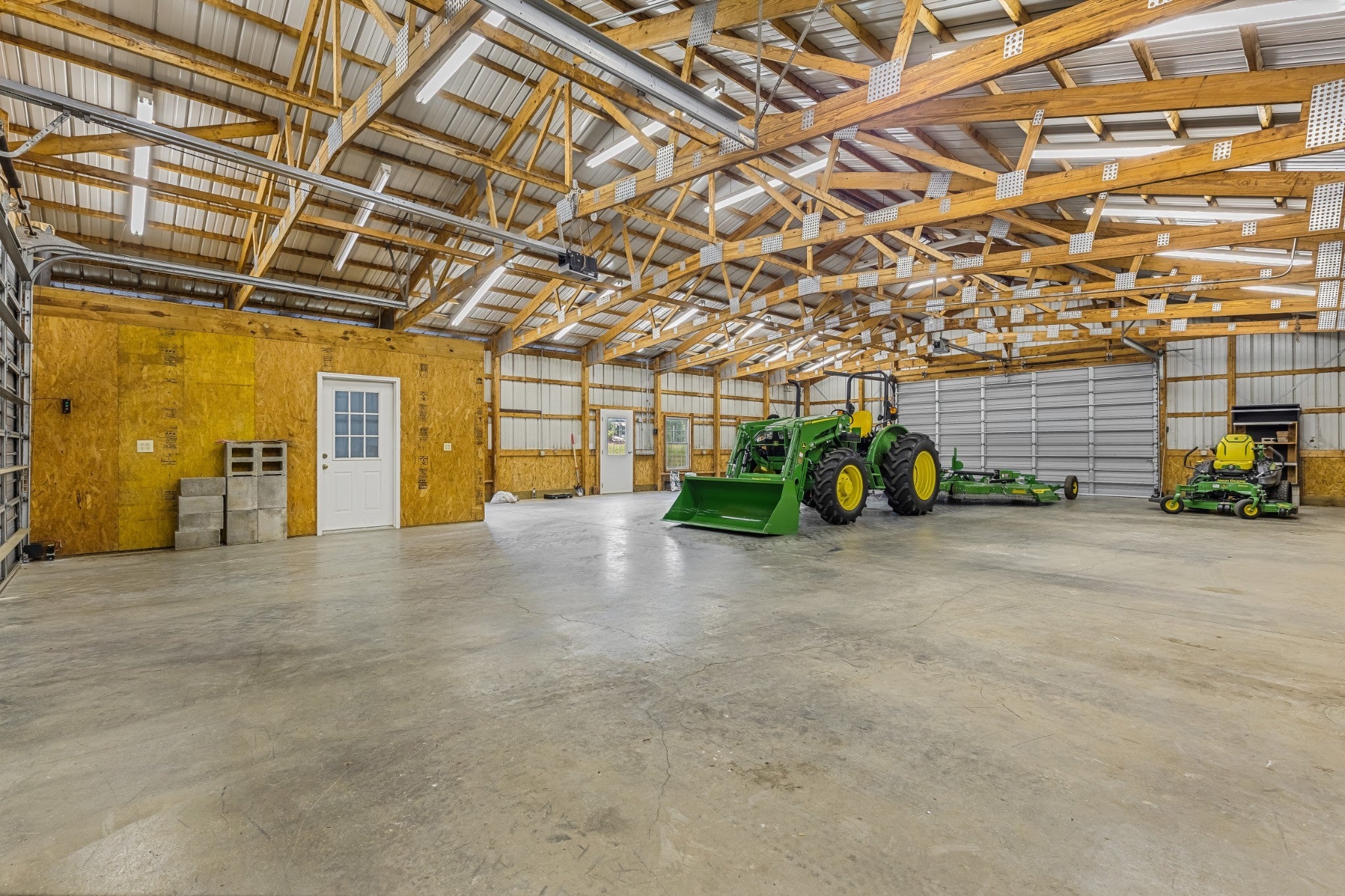 2 Albert Fentress Rd