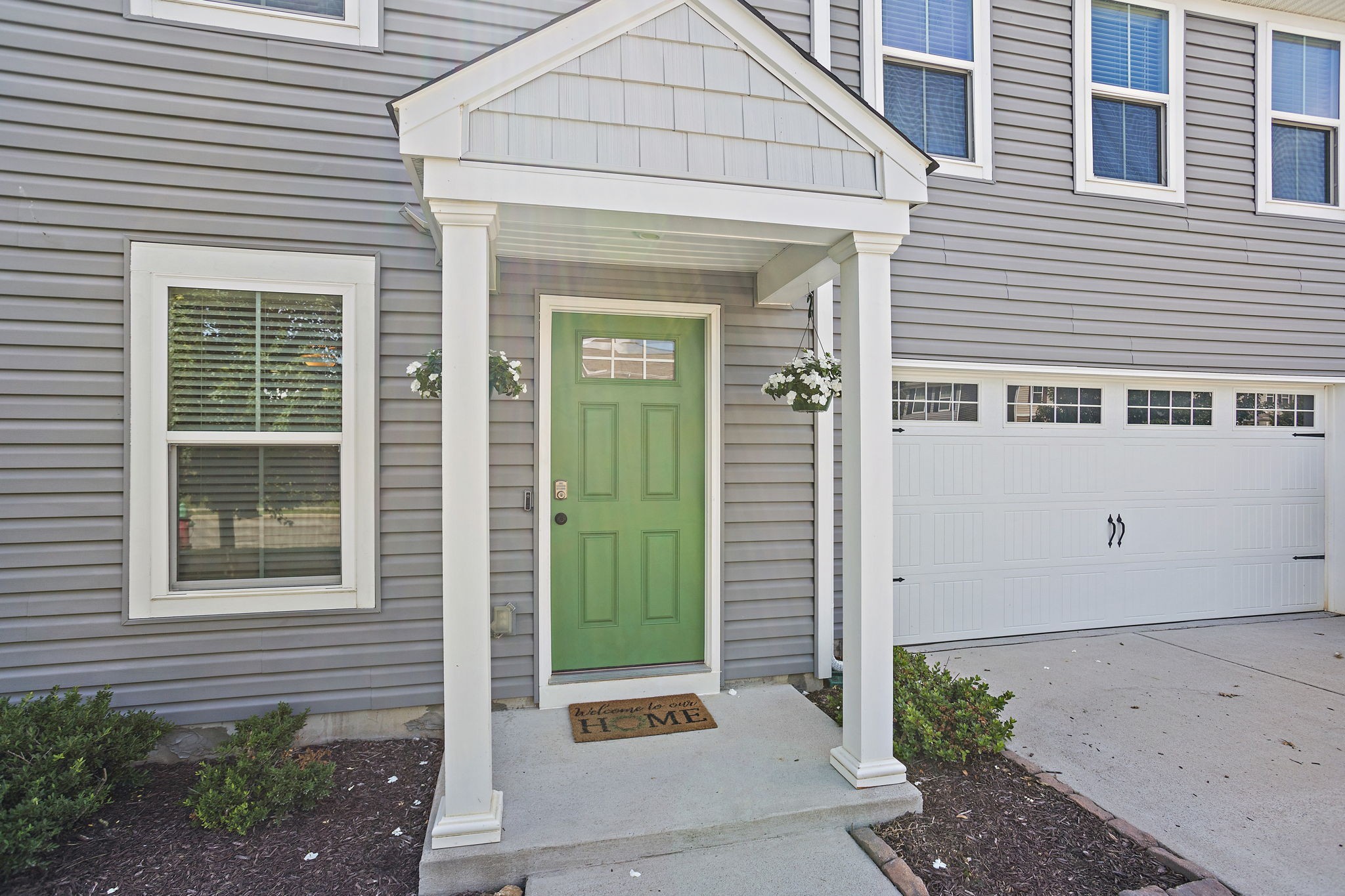 2421 Solomon Ln