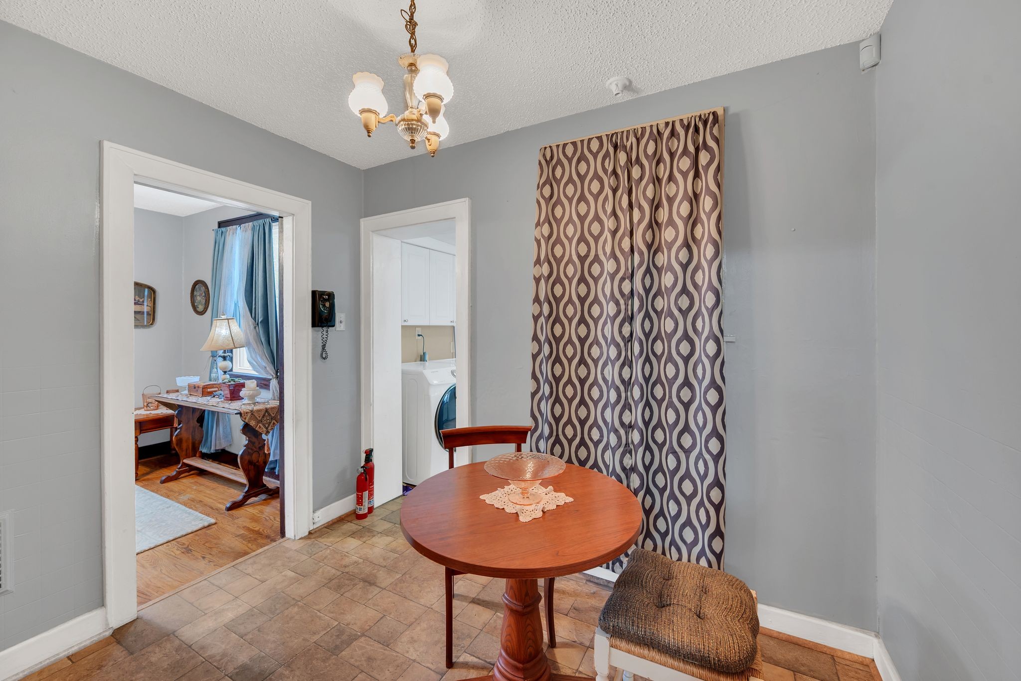 1812 Stewart Pl