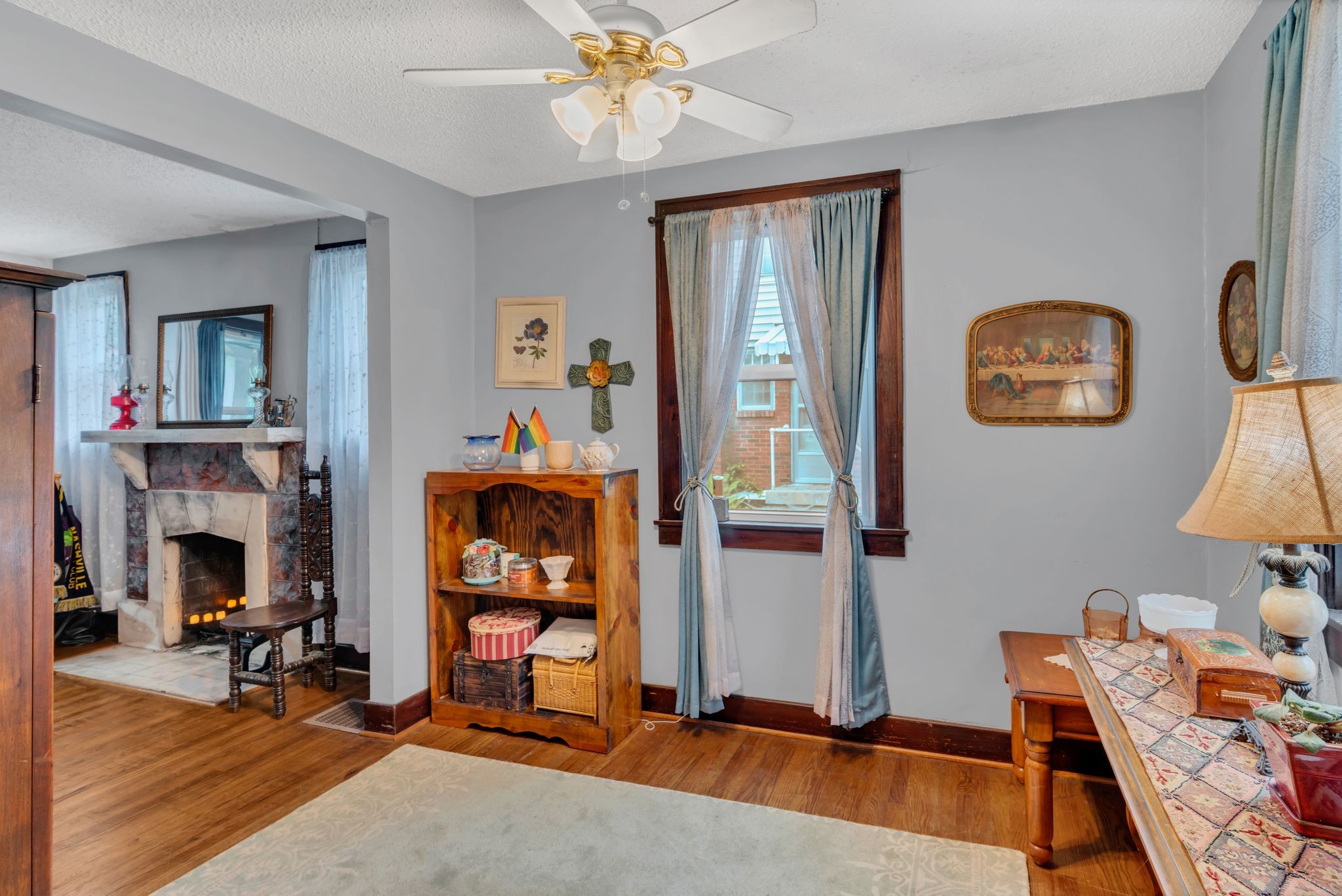 1812 Stewart Pl