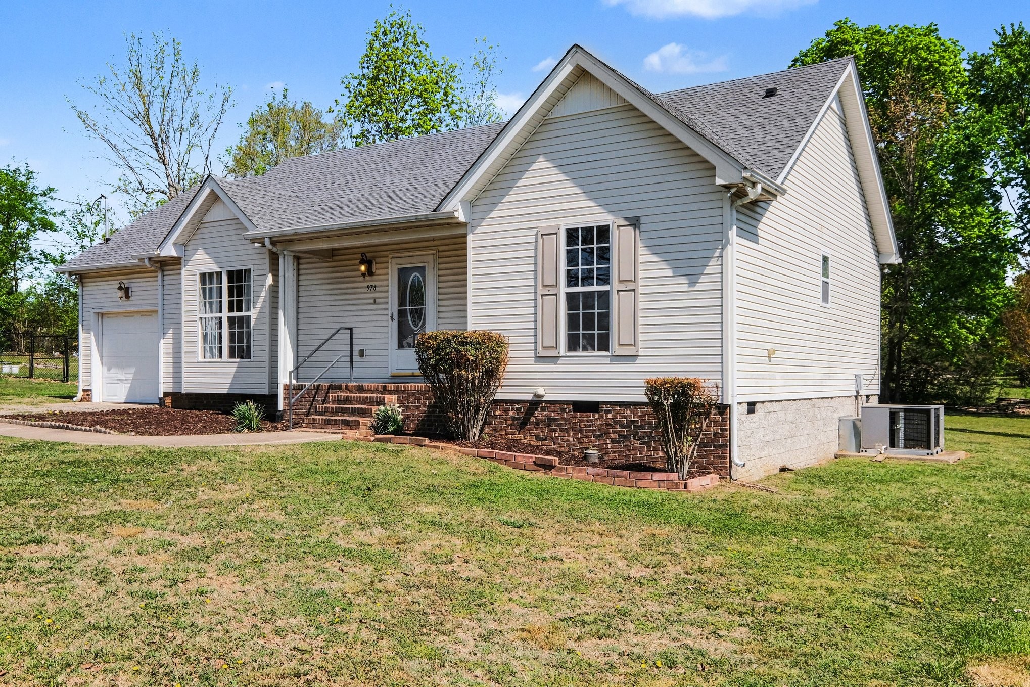 978 Sumerset Cir