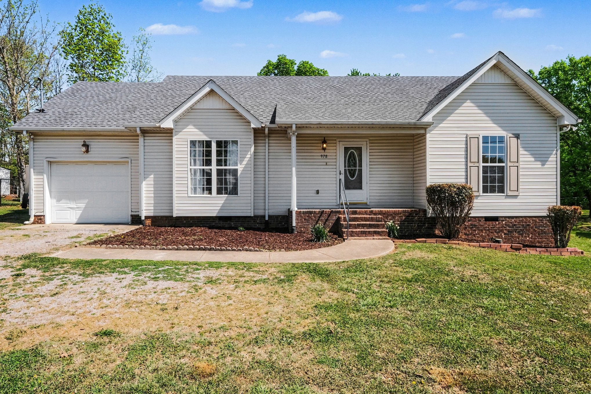 978 Sumerset Cir