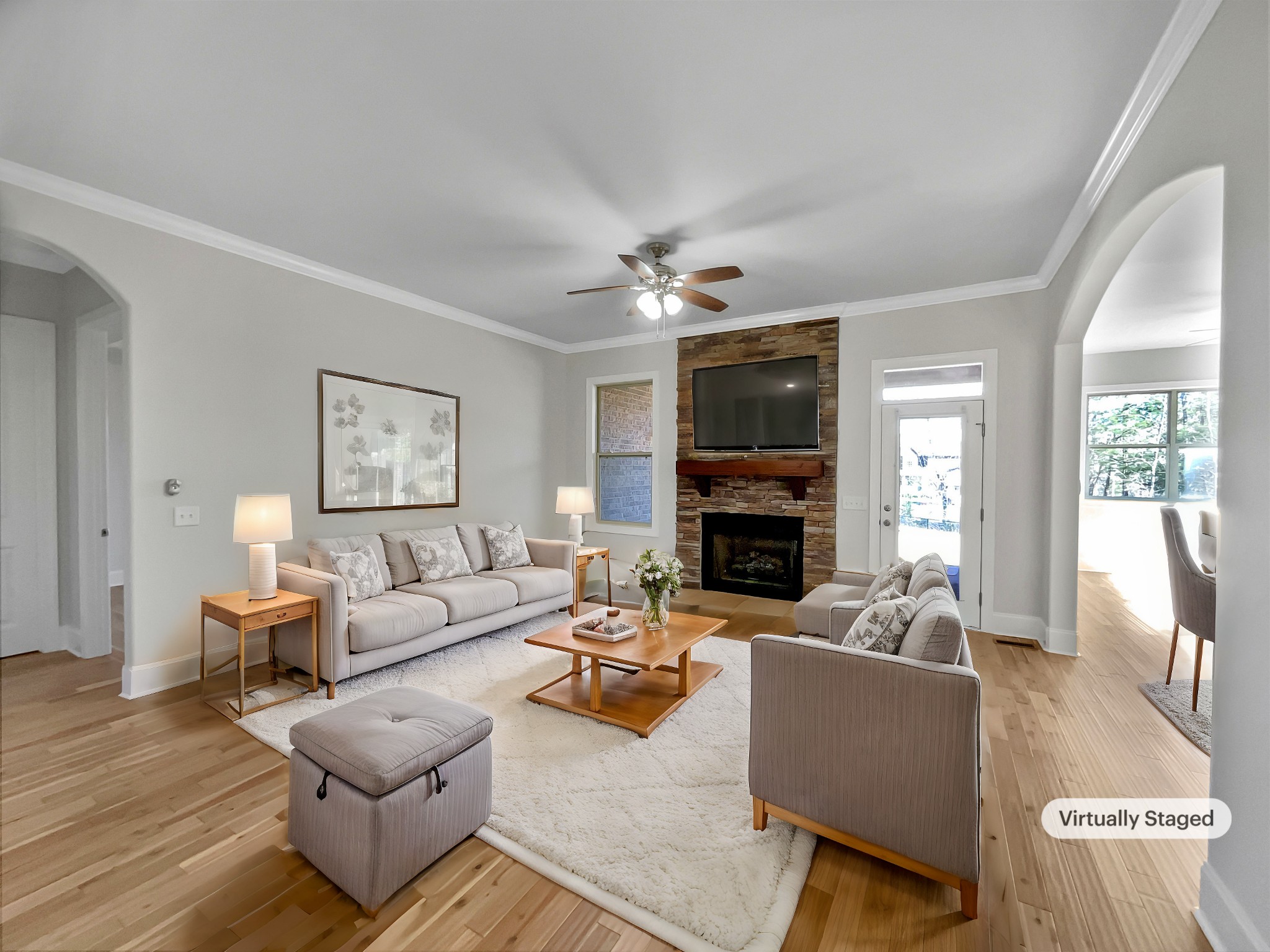 117 Holywell Ct