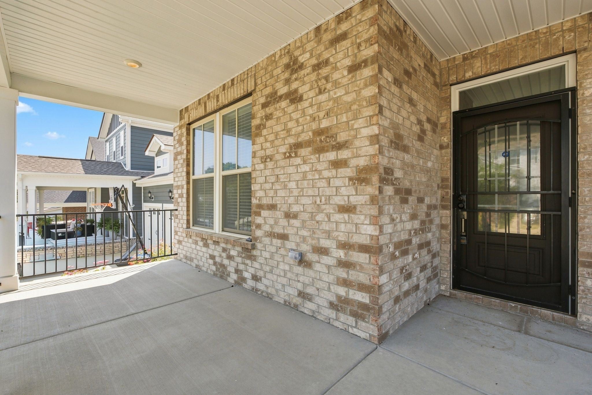 1100 Pebble Run Rd