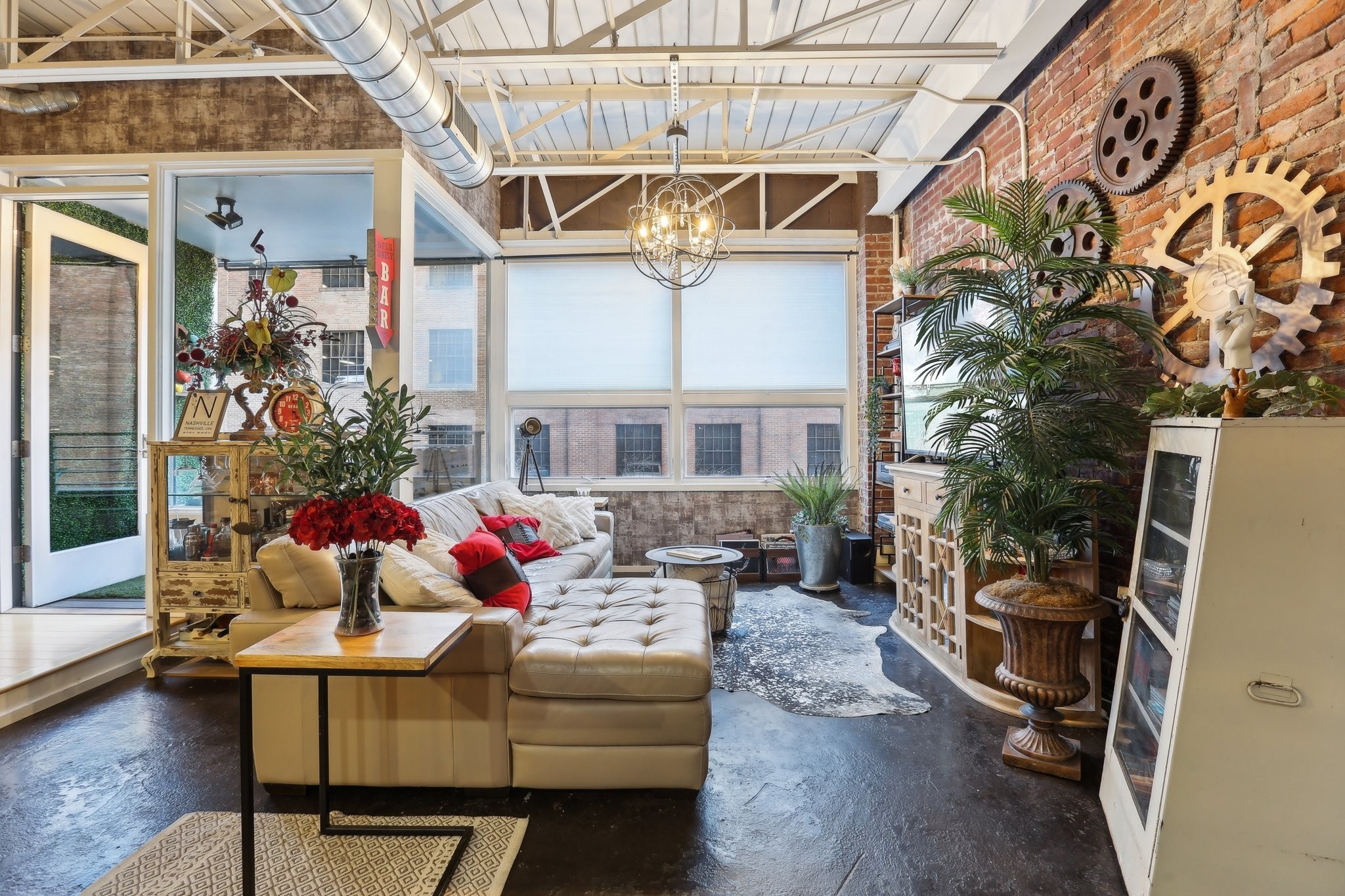309 Church St 302
