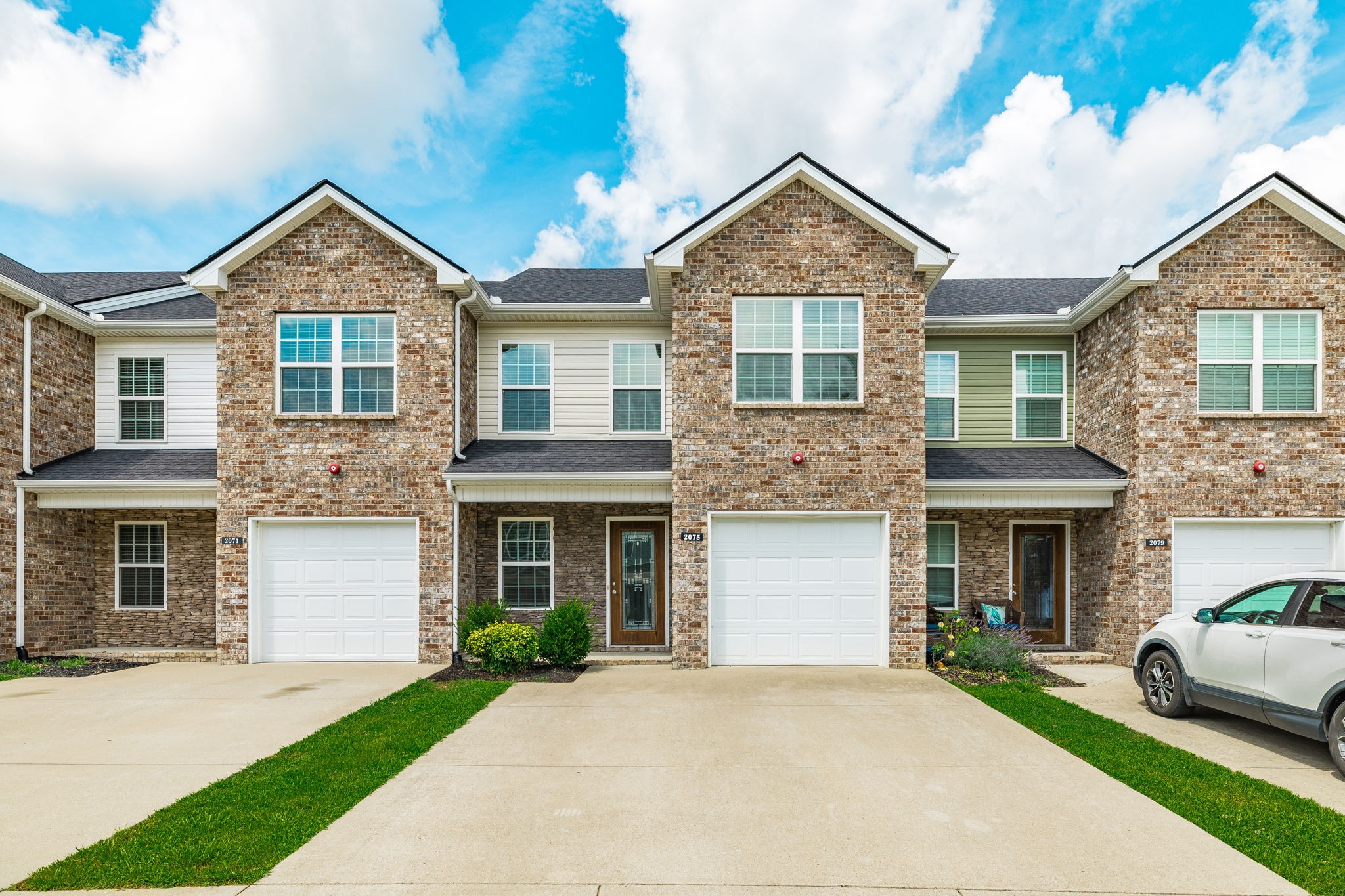 2075 Downstream Dr