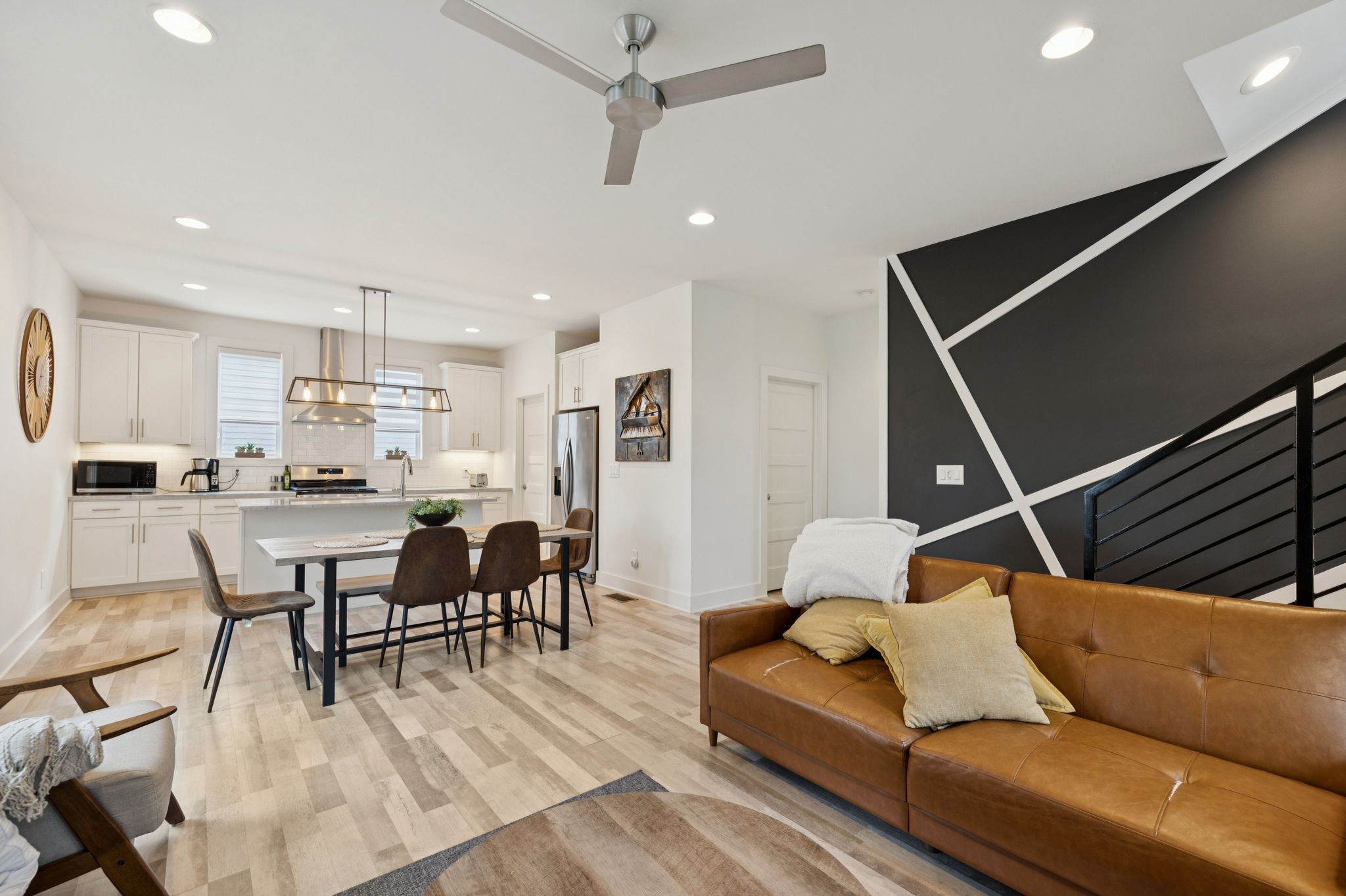 1111 Baptist World Center Dr 5