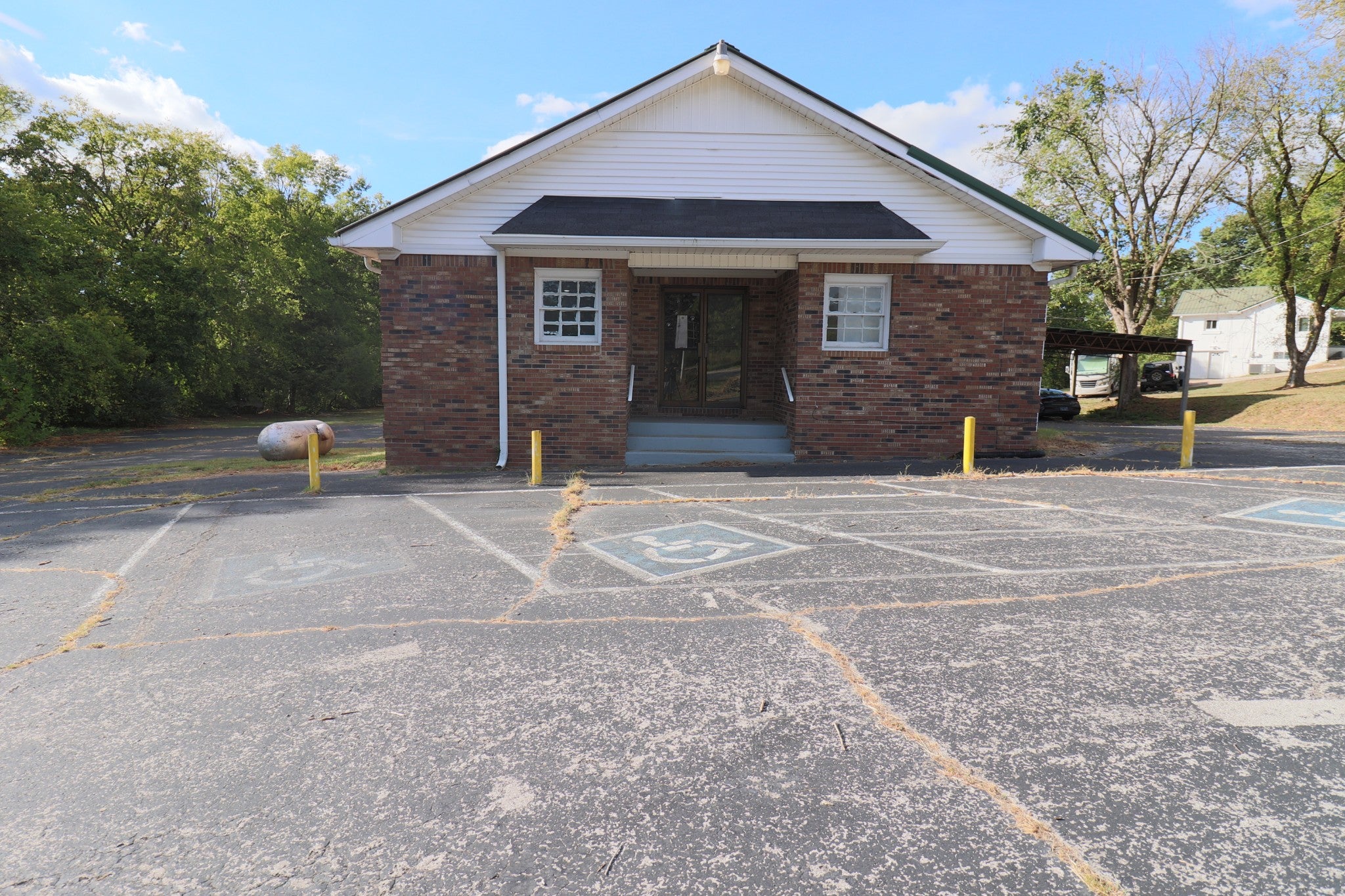8304 Lawrenceburg Hwy