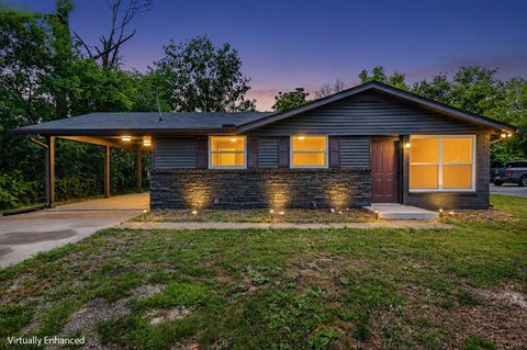 Photo of 3107 Richmond Hill Dr, Nashville, TN 37207 (MLS # 3242884)